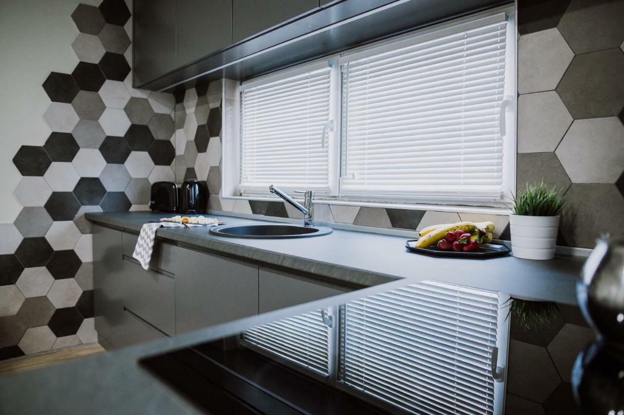 N95 Apartment บิโตลา ภายนอก รูปภาพ