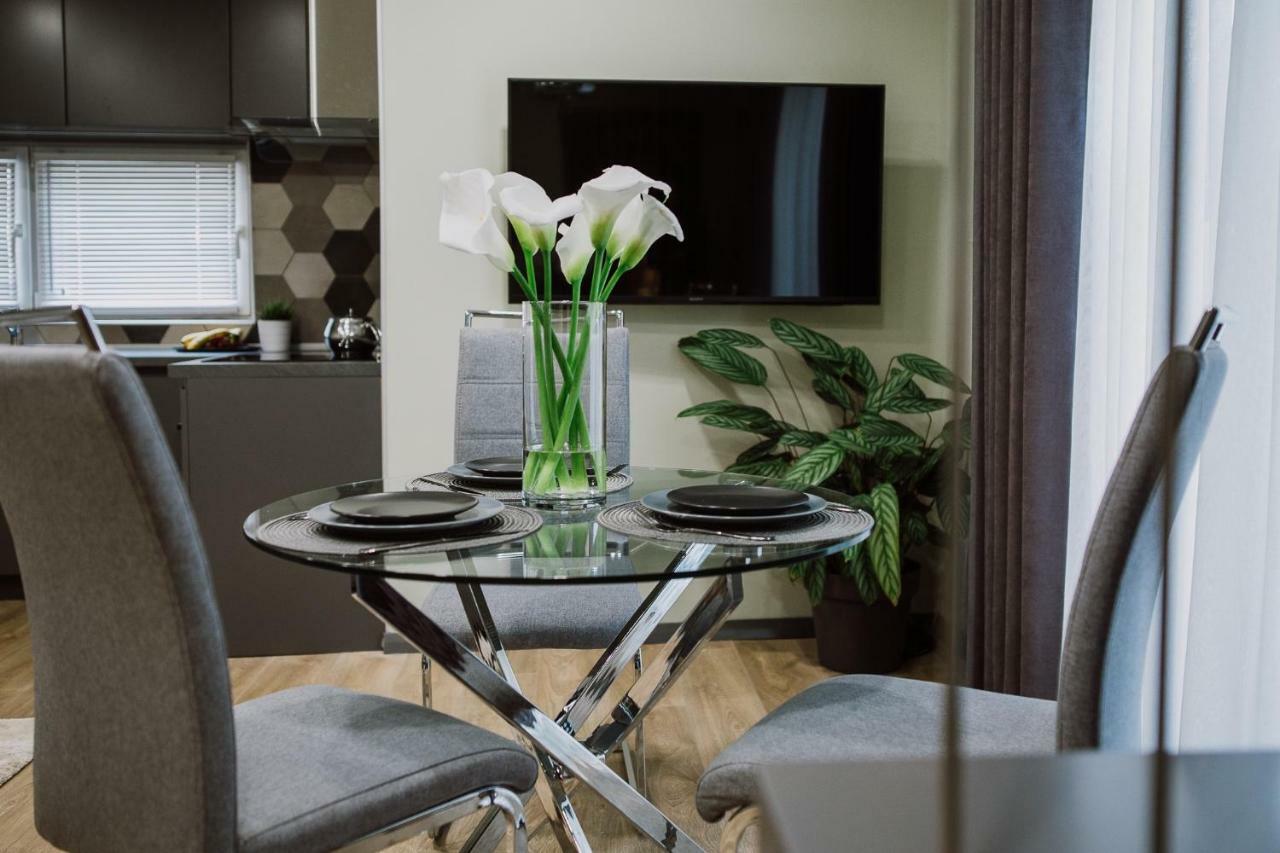 N95 Apartment บิโตลา ภายนอก รูปภาพ